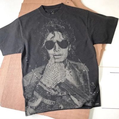 Michael Jackson Glove Graphic T-Shirt